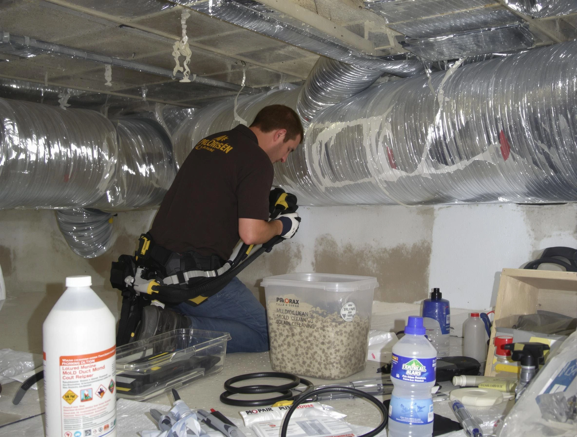 Green Hill Air Duct Cleaning specialist performing professional mold removal from air ducts in Green Hill